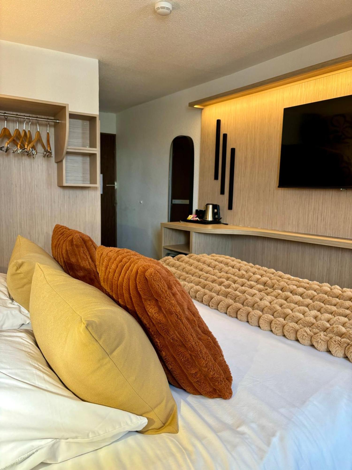 Ambassadeur Hotel - Cherbourg Port De Plaisance Luaran gambar