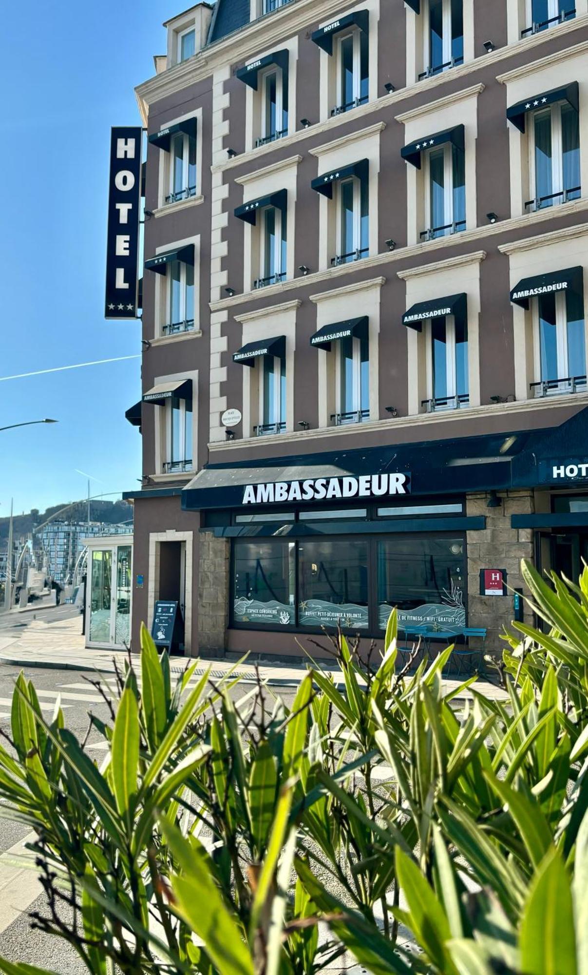 Ambassadeur Hotel - Cherbourg Port De Plaisance Luaran gambar